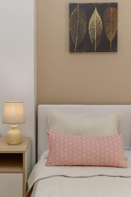 Best Location 3 Bedroom Apartment With View เทสซาโลนิกิ ภายนอก รูปภาพ